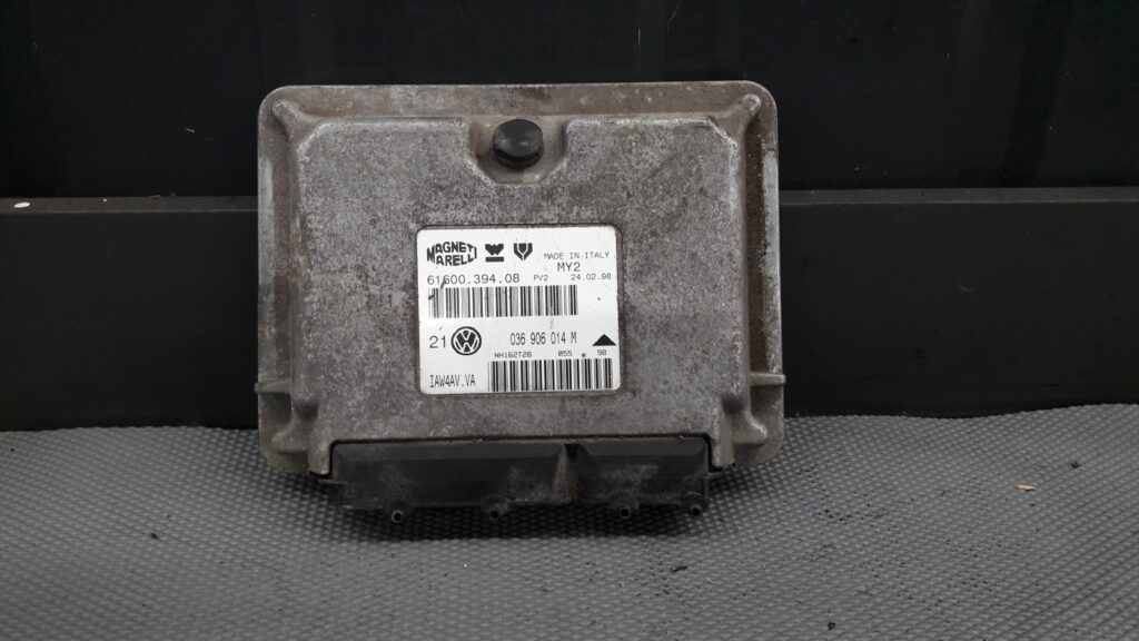 6160039408 sterownik silnkia vw golf IV 1.4