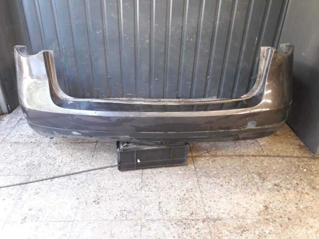 3c9807421 zderzak tył vw passat b6 kombi czarny