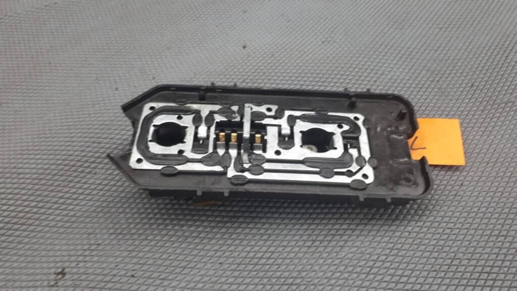 12850751 wklad lampy lewy tyl opel rekord e