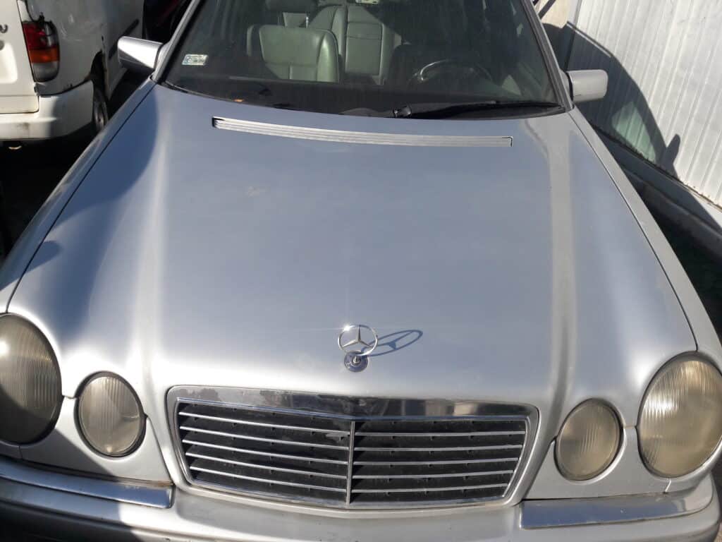 maska przednia mercedes w210 744 96r