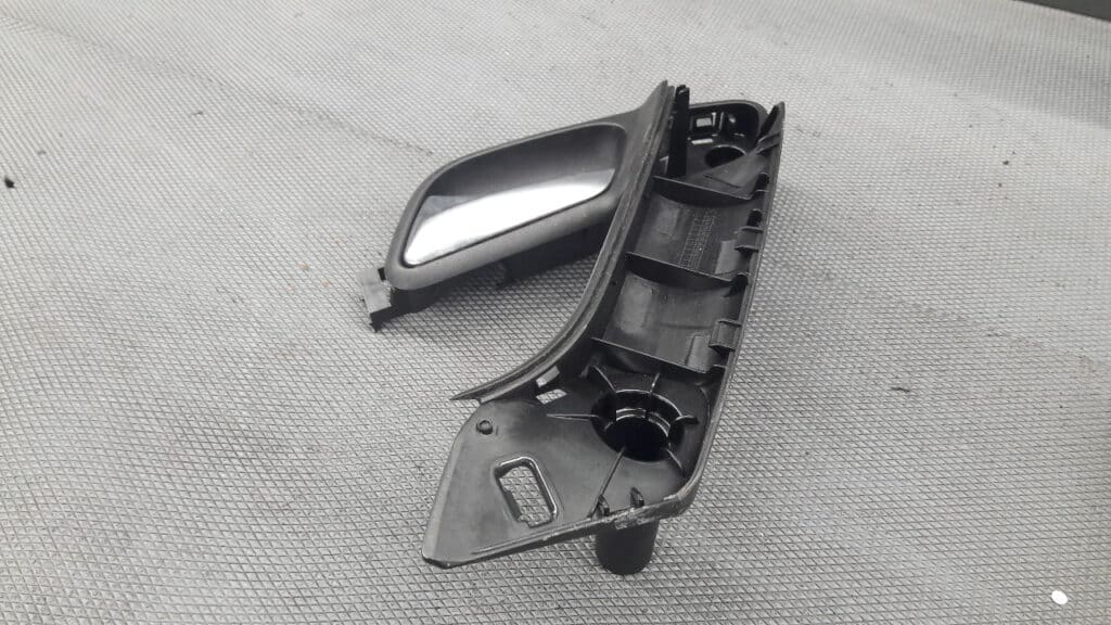 6r0867179 klamka zewnetrzna lewy tyl polo v 6r