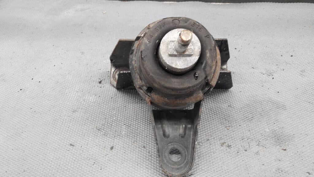 poduszka silnika ford mondeo mk2 1.8