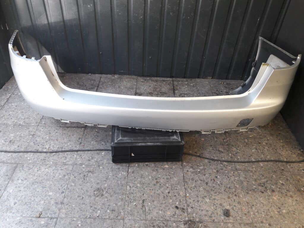a2058853838 zderzak tył mercedes w205 kombi srebny