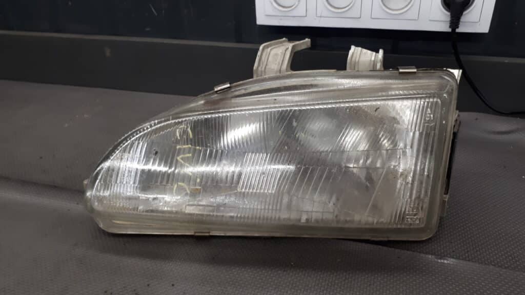 reflektor lewy honda civic V