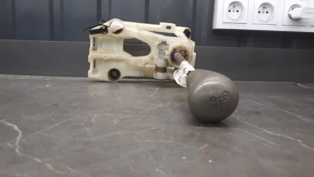 Wybierak Zmiany Biegow Toyota Verso 1,3