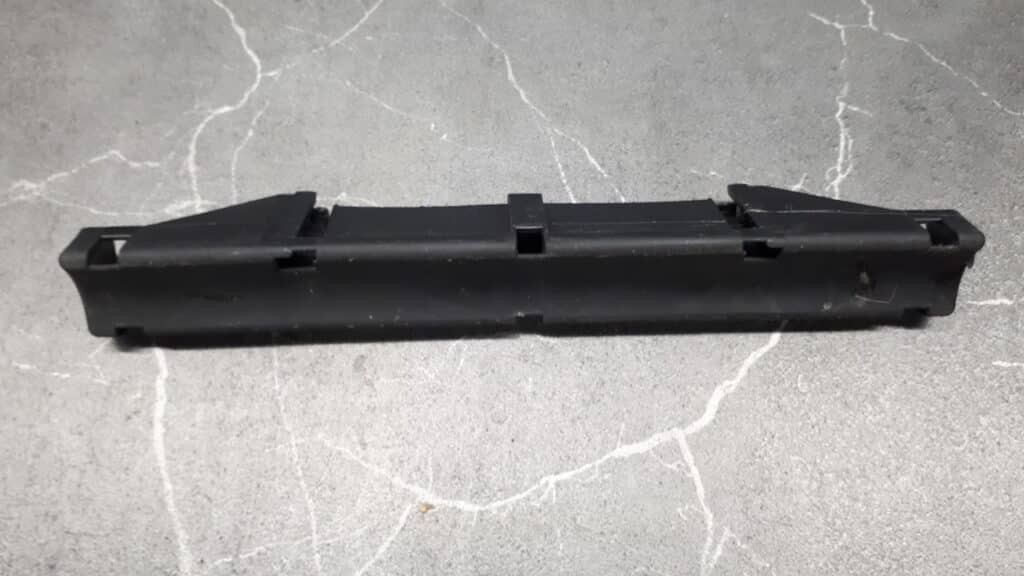 6Q0971615AB uchwyt tunel wiazki ford fiesta mk6 1.4