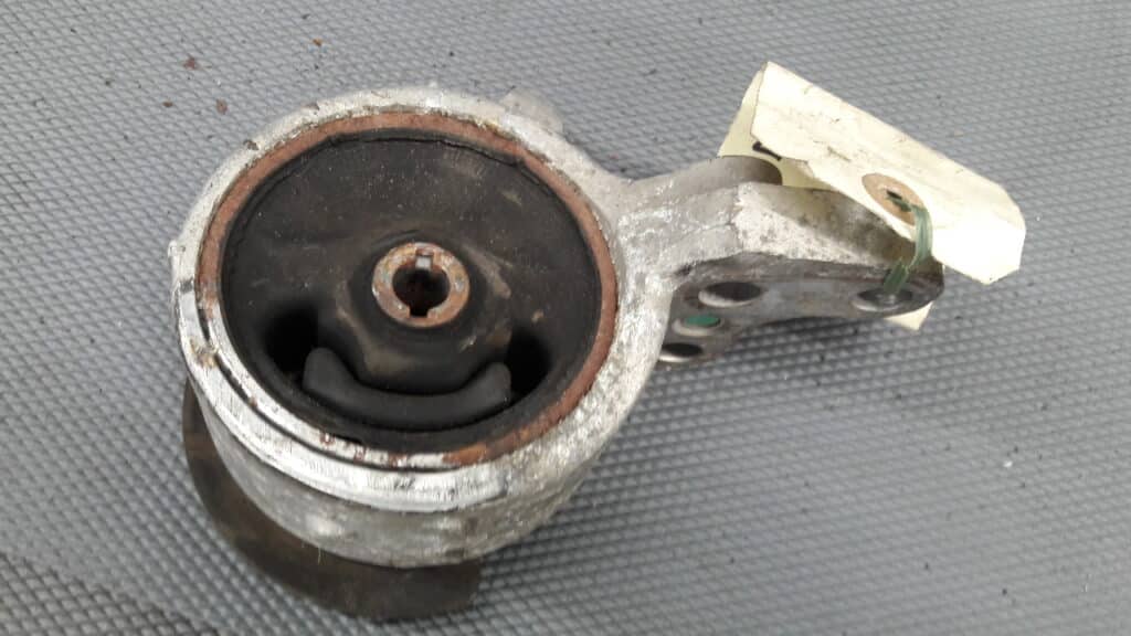 poduszka silnika nissan almera n15 1.4 16v