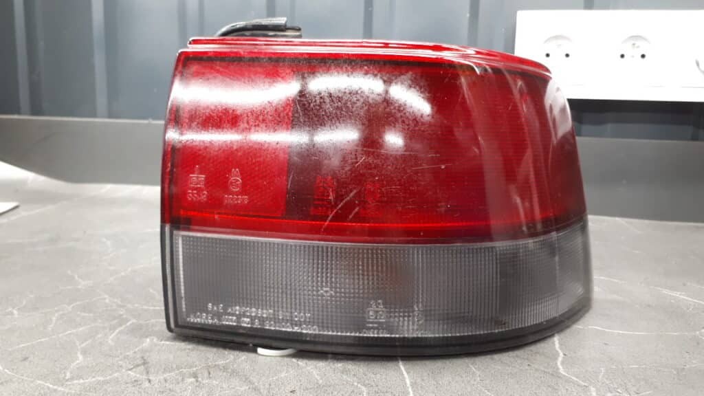 lampa prawy tyl hyundai S-coupe 93r