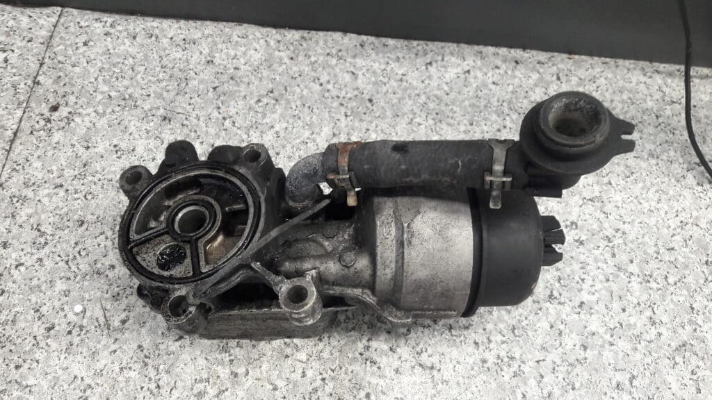 9656830180 obudowa filtra oleju ford mondeo mk4 2.0