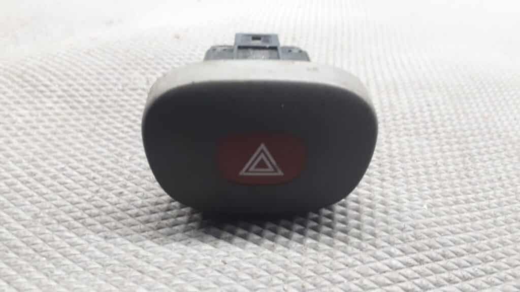 przelacznik awaryjny renault clio II
