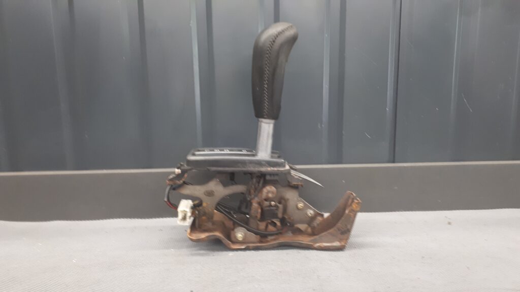 Lewarek zmiany biegów  HYUNDAI SONATA 97R AUTOMAT