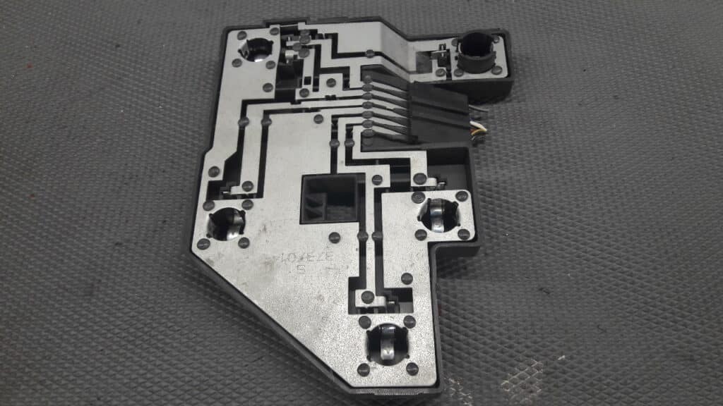 37370751 wklad lampy prawy tyl opel vectra b