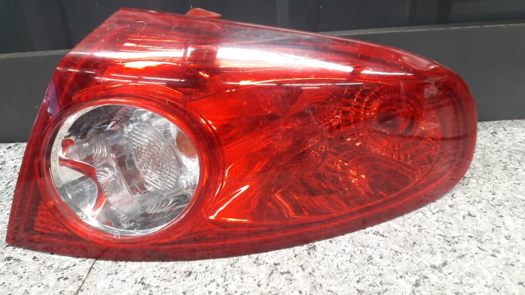lampa prawy tyl chevrolet lacetti  06 hb