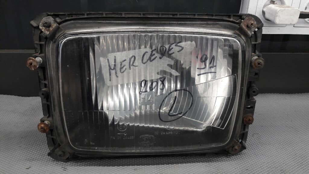 reflektor lewy mercedes w208 91r hella