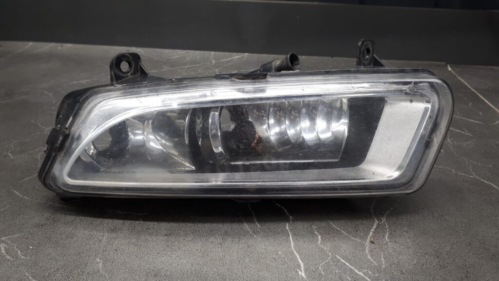 6r0941061b halogen lewy vw polo 6r