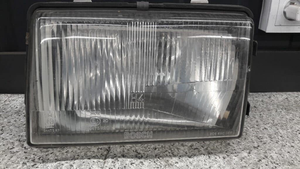 reflektor lewy opel rekord e bosch