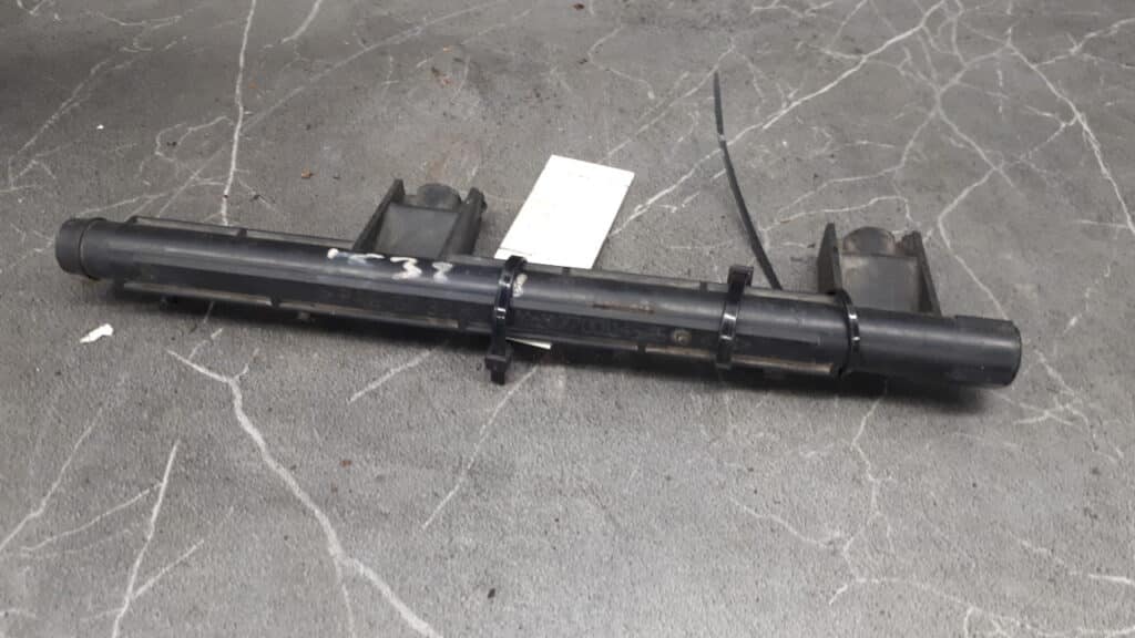 7700114546 Listwa wtryskowa Clio II 1.2 16V