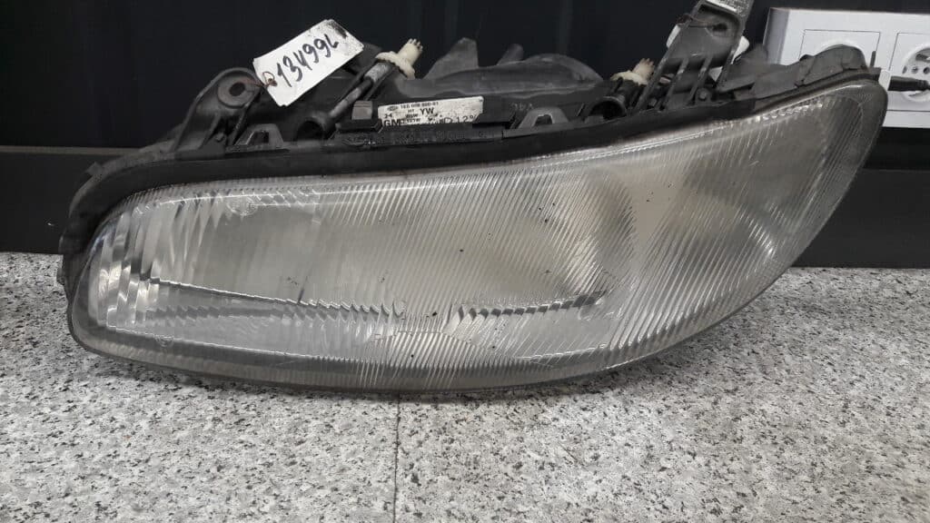 08-442-1124R reflektor lewy Opel Omega B