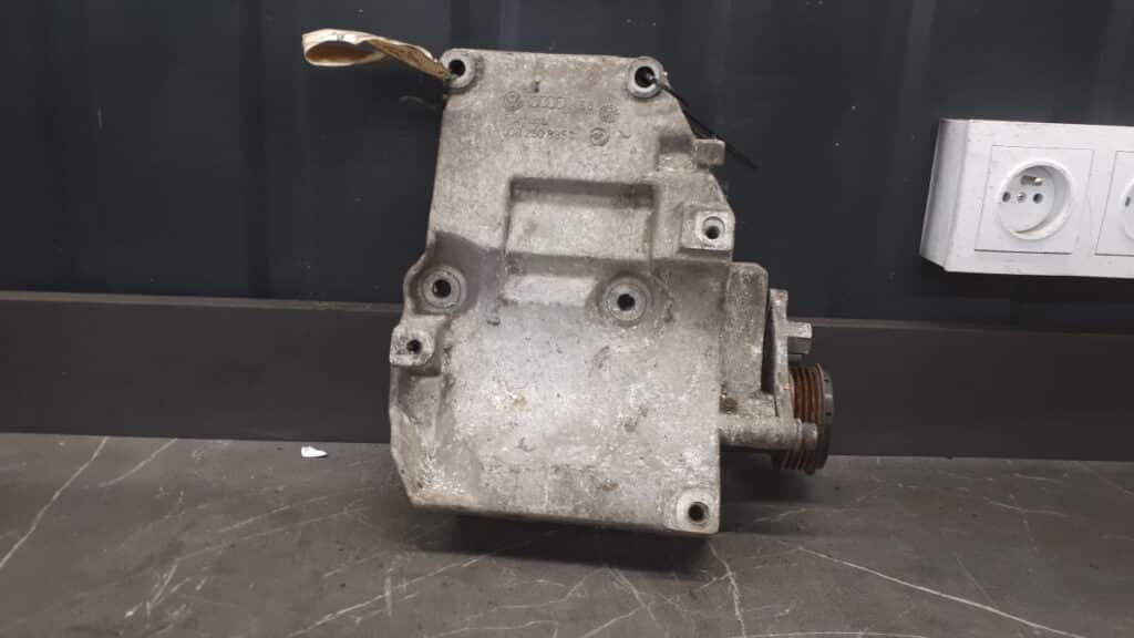 038260885c Wspornik Sprężarki Vw Passat B5 Audi A4