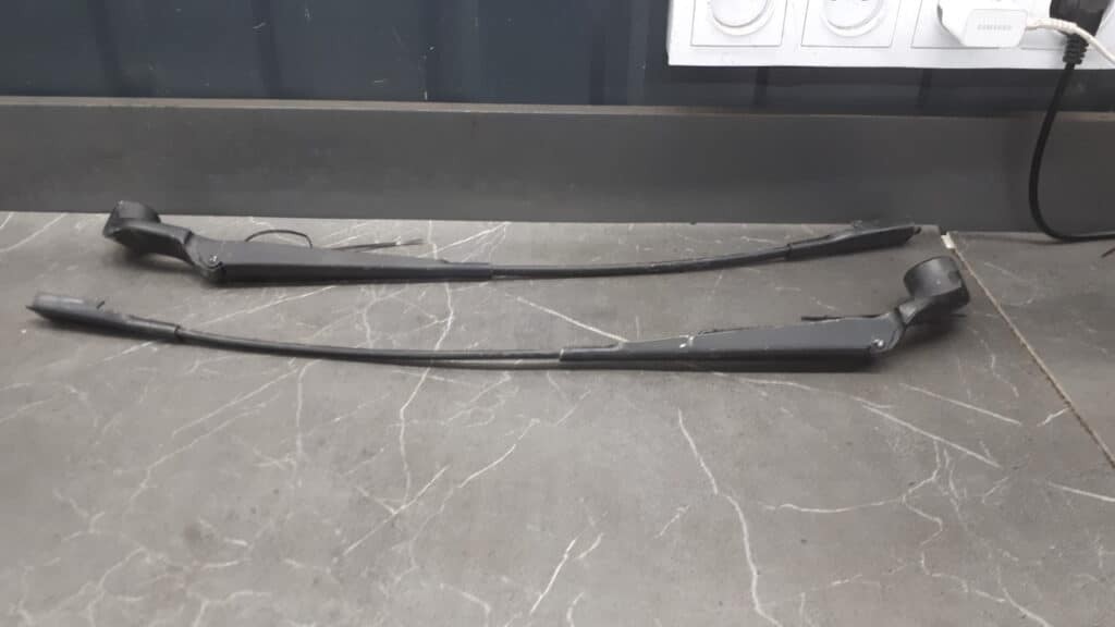 A4518200140 Ramia Wycieraczki Lewy Prawy Smart 451 komplet