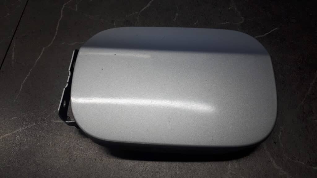 A1695840317 klapka wlewu paliwa mercedes w169
