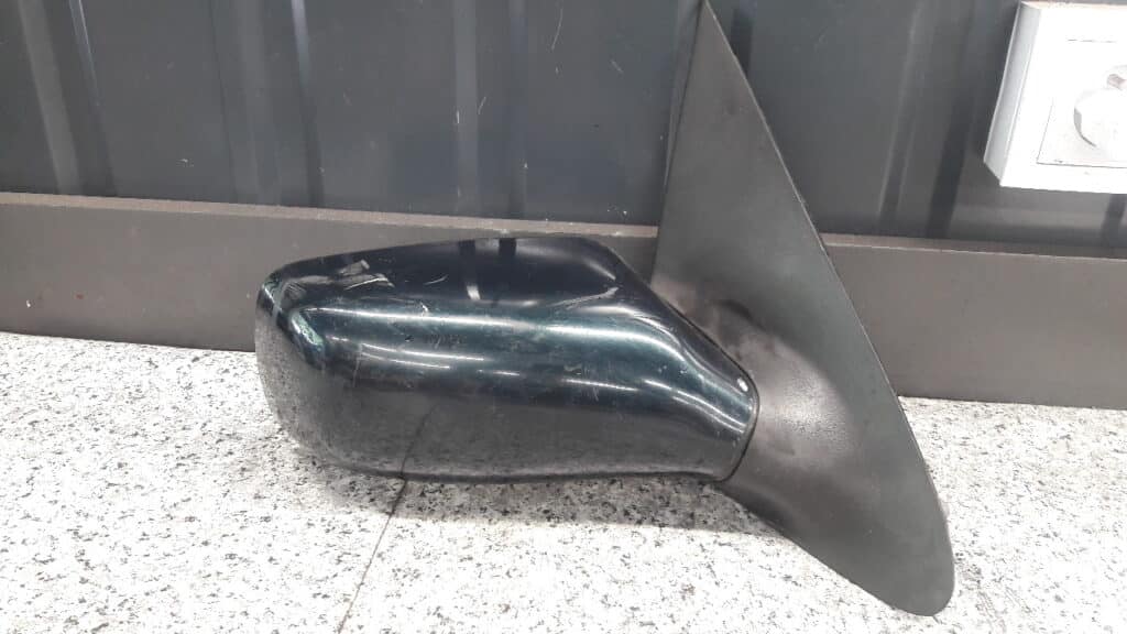 lusterko prawe ford mondeo mk2 5pin zielone