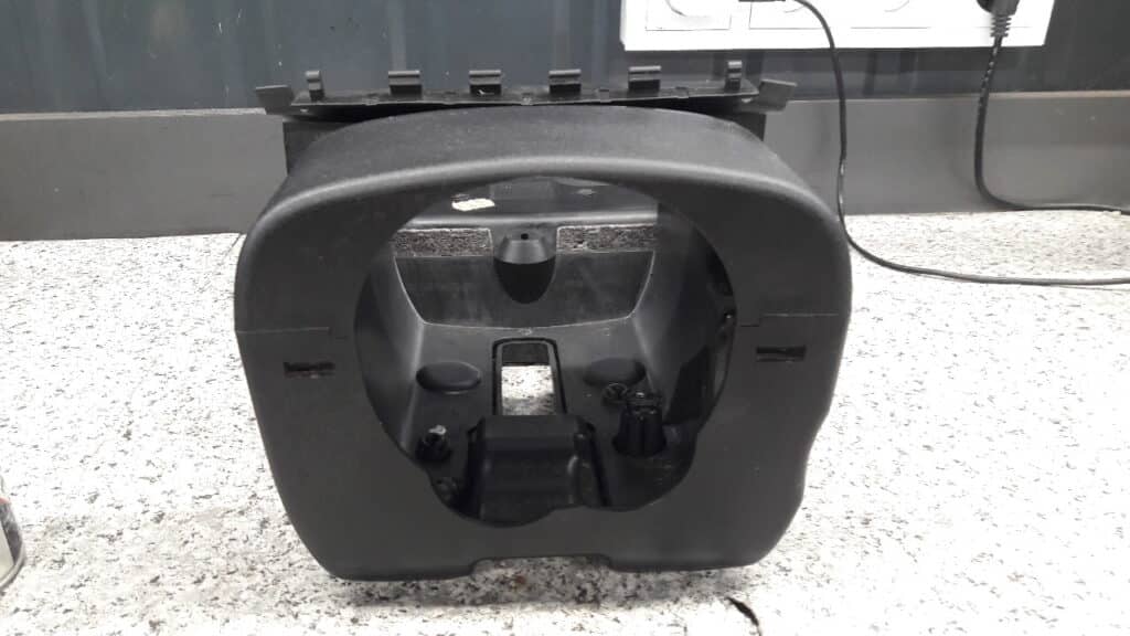 2s61-3533 oslona kolumny kierowniczej ford fiesta mk6