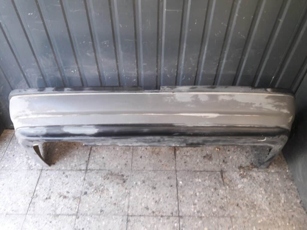 90287282 zderzak tył opel vectra a sedan