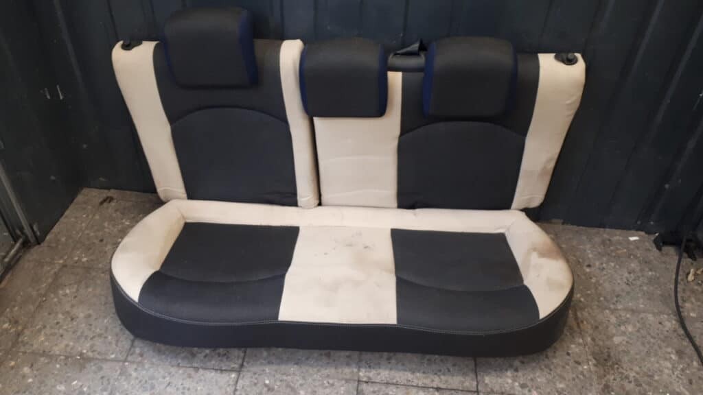 kanapa tyl peugeot 206