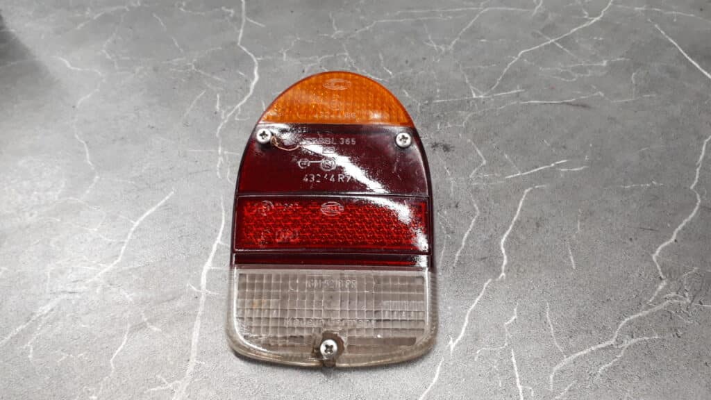 Klosz lampy tylnej trzykolorowy VW Garbus 1967-73