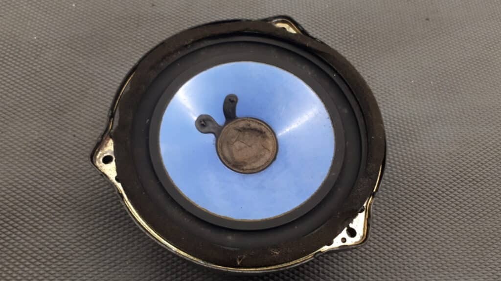 0k53g66960 Glosnik orginal kia carnival