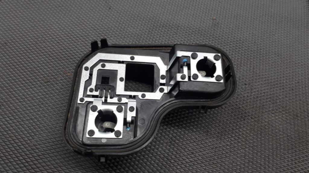 89090230A Wkład lampy tył lewy VW Touareg II