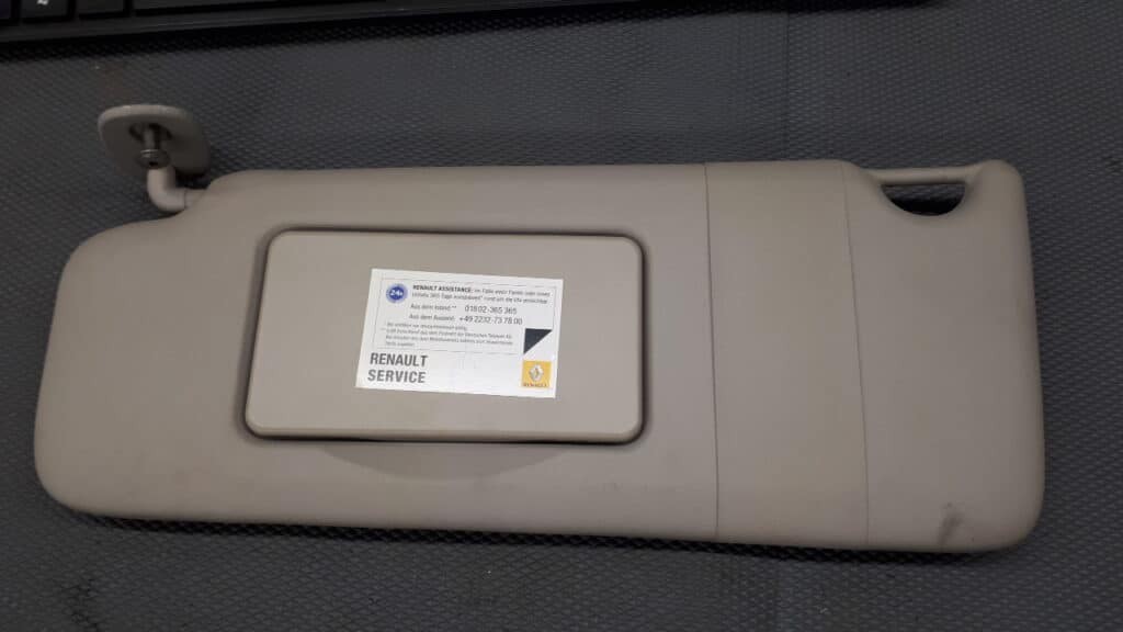 7700849117 oslona przeciwsloneczna lewa twingo II