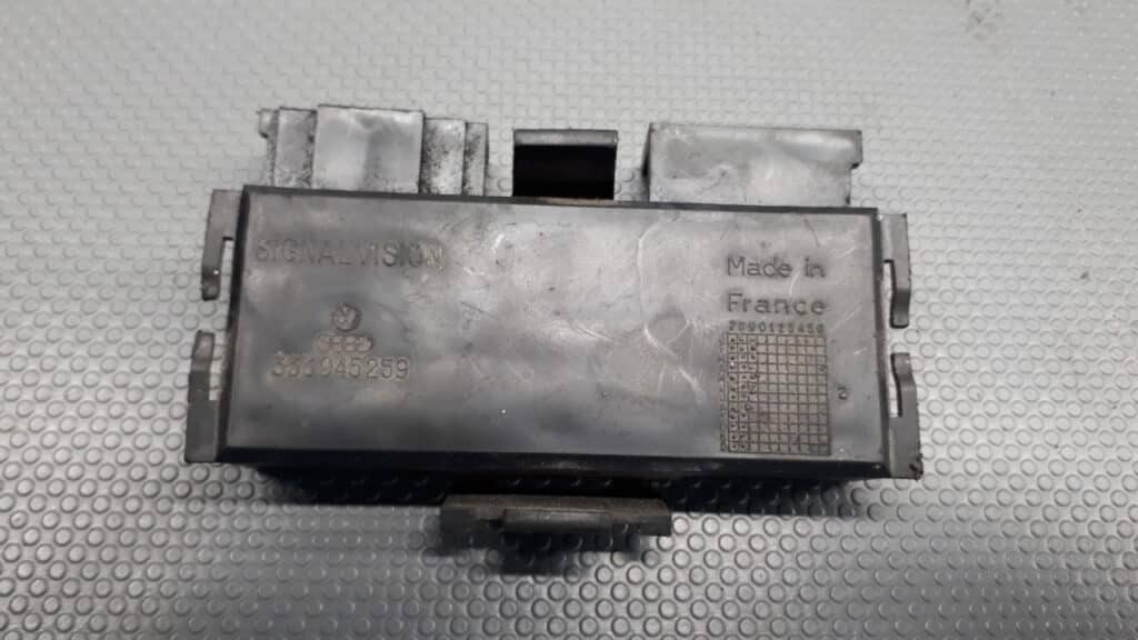 333945259 wkład lampy Passat B3 kombi