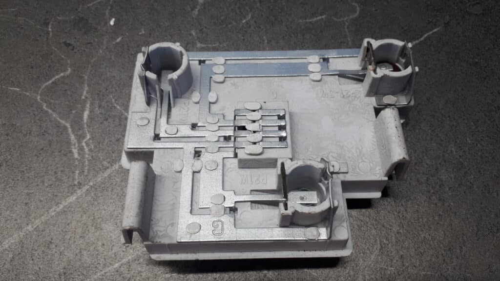 wklad lampy lewy citroen xantia
