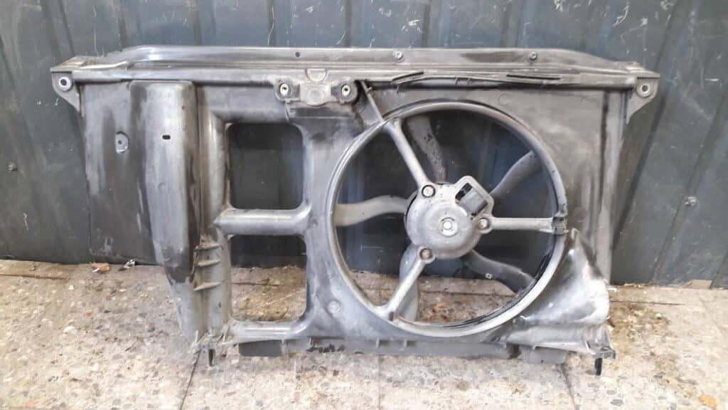 przedni pas wentylator peugeot 206 2.0  hdi