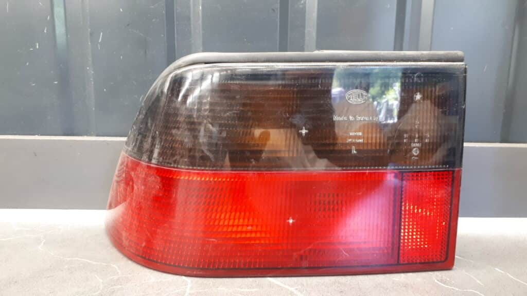 139905 lampa tyl lewa saab 9000 hb