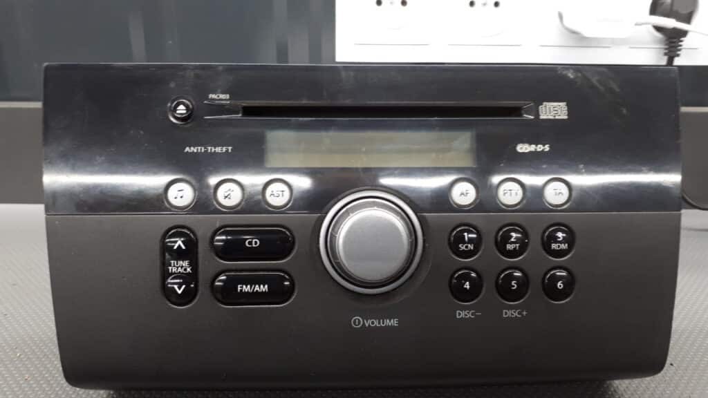 39101-62j1 Radio CD Suzuki Swift III