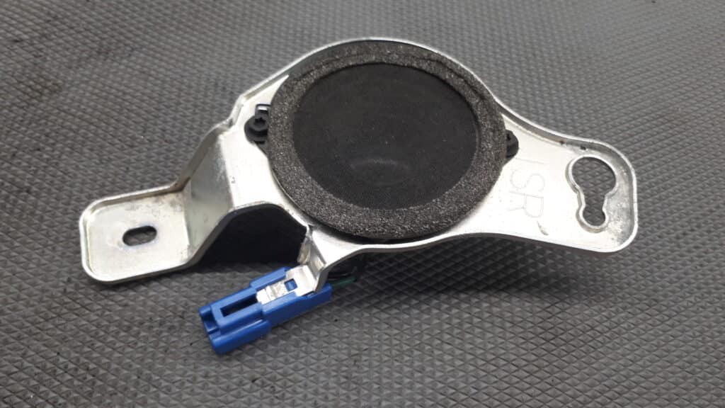 86160-0wd90 Glosnik prawy tyl lexus 220d
