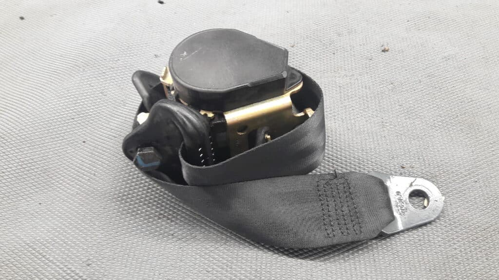 A508366 pas bezpieczenstwa prawy tyl PEUGEOT 206CC