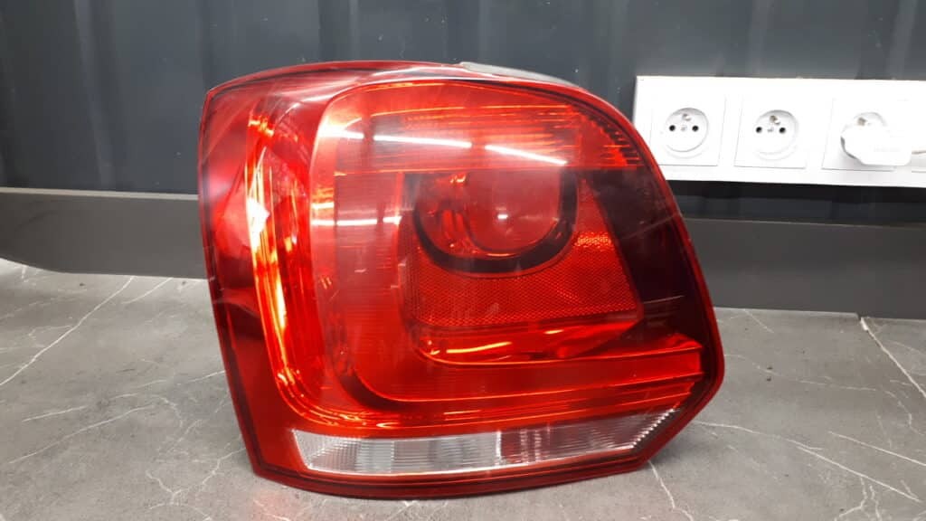 6r0945095n lampa lewy tyl vw polo 6r