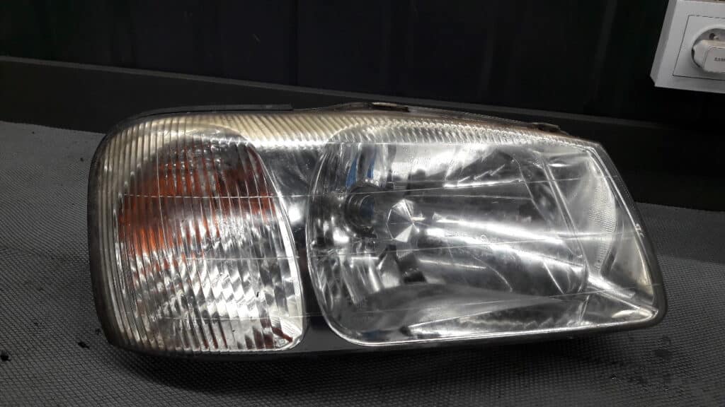 reflektor prawy Hyundai Accent II