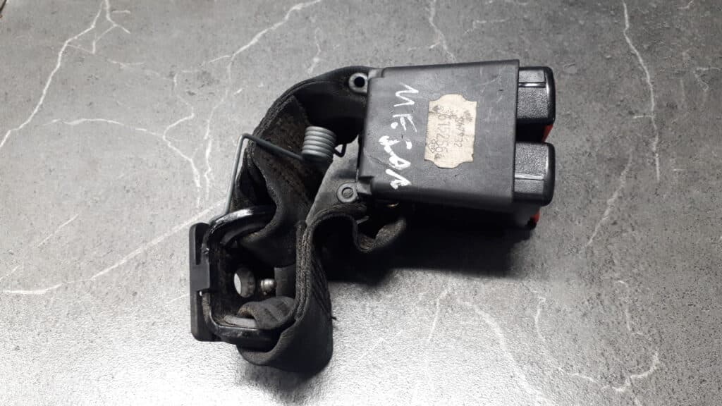 5503928AA zapinki pasa tyl renault megane I