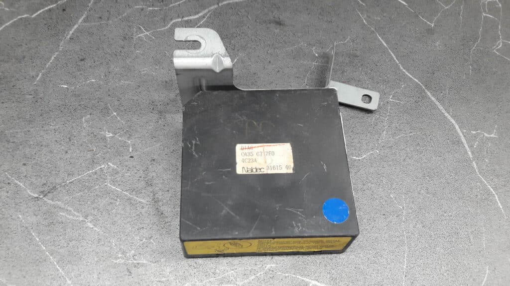 CA35677F0 sterownik airbag mazda xedos 6