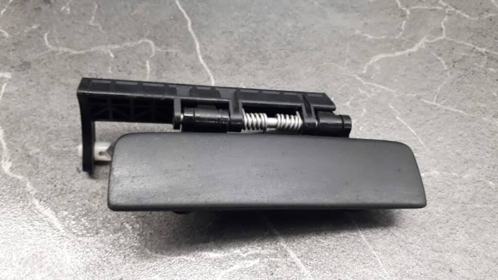 9615464577 klamka drzwi prawy przod audi a4 b5