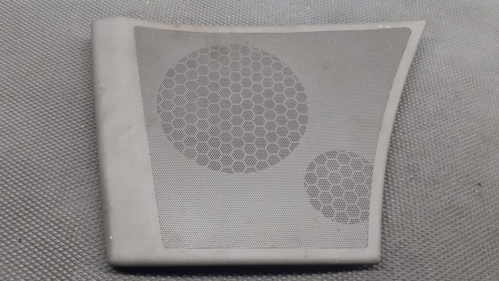 8200000092 oslona glosnika lewy tyl renault laguna kombi II