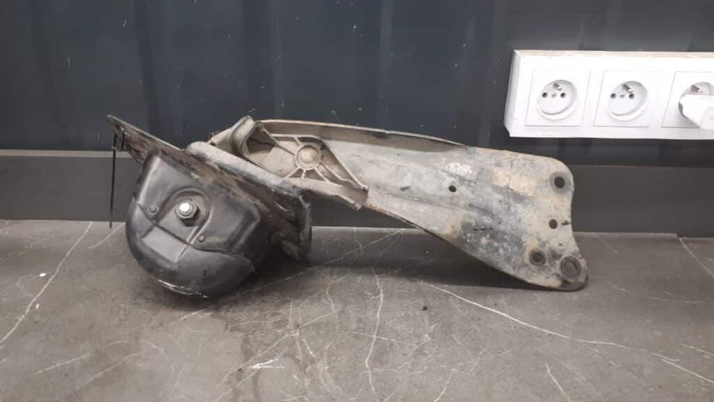 1t0505225f Wahacz Lewy Tył Touran 1t0 1t Lift 1.9 tdi