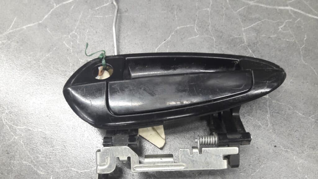 klamka drzwi lewy przod FIAT GRANDE PUNTO EVO 3D