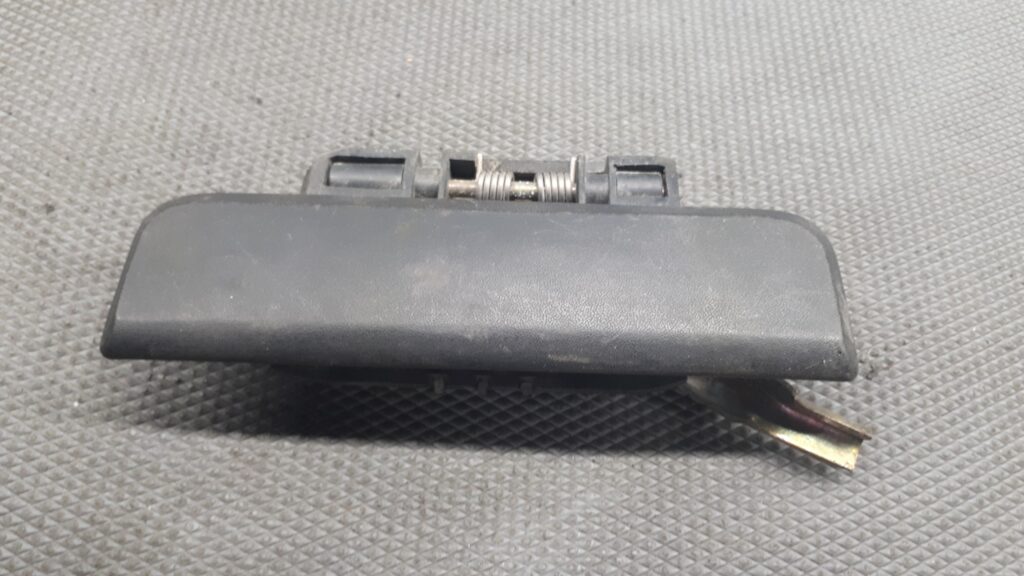 91005105 klamka drzwi lewy tyl peugeot 106