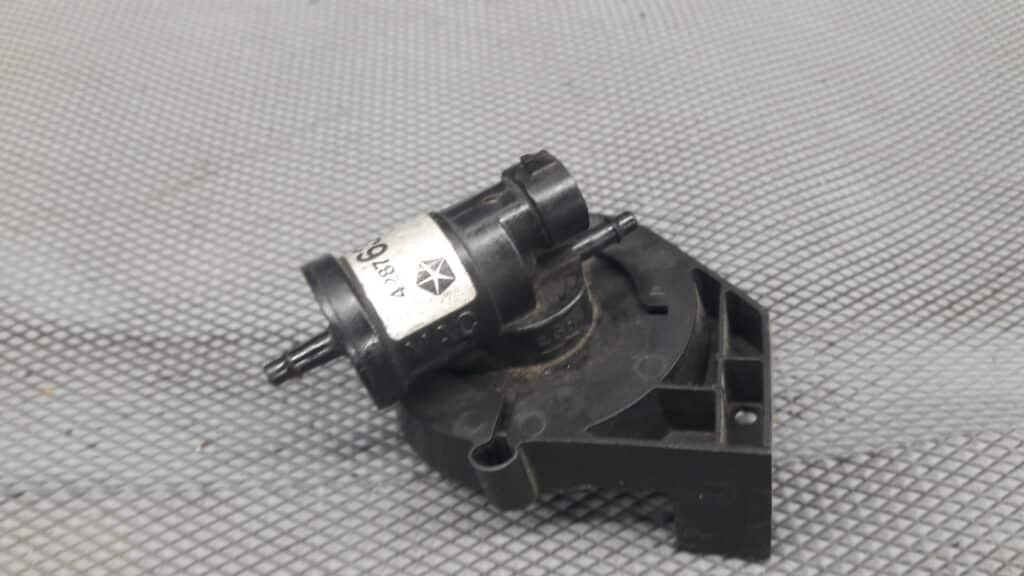 4287634 zawor podcisnienia CHRYSLER NEW YORKER